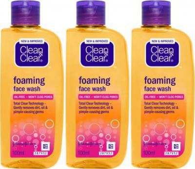 Clean & Clear Oil Free Foaming Face Wash (300 ml)