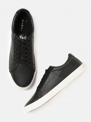 Mast Harbour Men's Footwear Starting @ Rs 99 Upto 95% off