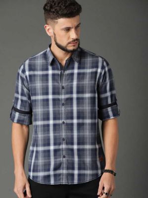 Roadster Men Checkered Casual Blue Shirt