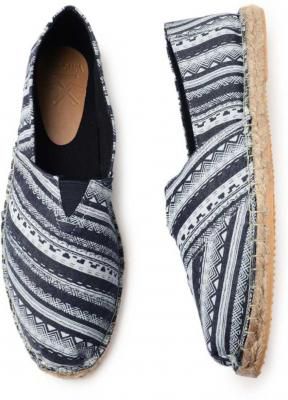 Wrogn Casual Shoes up to 80% Off