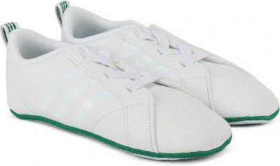 ADIDAS VS ADVANTAGE CRIB Booties  (Toe to Heel Length - 3 cm, FTWWHT/FTWWHT/GREEN)