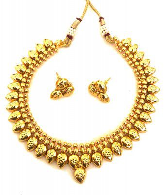 Adiva Pearl Choker 1 Gram Gold Jewellery Sets Metal Copper Alloy Traditional Necklace Earrings