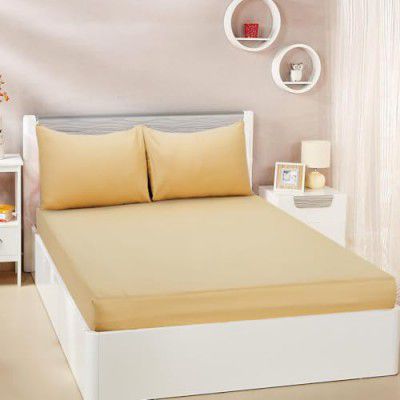 amazon basics 300 TC 100% Cotton Sateen Weave Fitted Bedsheet Set with 2 Pillow Covers | Queen Size (Light Yellow)
