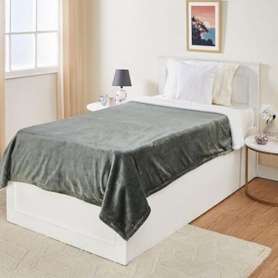 amazon basics Single Bed Reversible & Plush Sherpa Flannel Blanket (440 GSM) | (Olive Green)