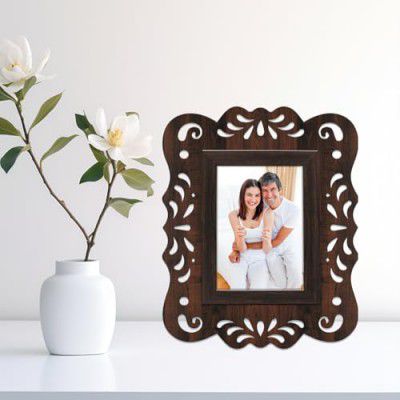 Amazon Brand - Solimo Premium Designer Table Photo Frame (Walnut)