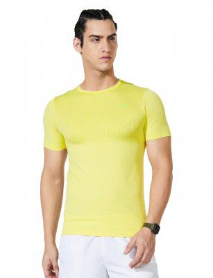 Amazon Brand - Symactive Men's Solid Regular Fit Seamless Sports T-Shirt