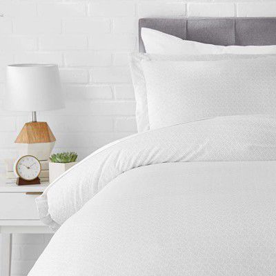 AmazonBasics Microfiber Comforter Cover Set with pillow cover - Single (66x90-inch 2-Piece ) Grey Crosshatch