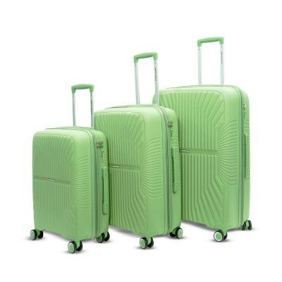 [Extra Rs 2448 OFF] American Traveller Tourispro Trolley Bag for Travel Set of 3