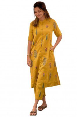ANNI DESIGNER Women's Rayon Viscose Floral Straight Kurta with Pant