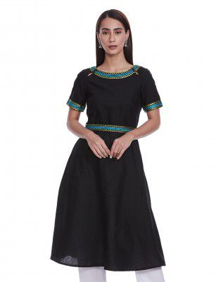 Aurelia Women's Cotton Blend Regular Kurta