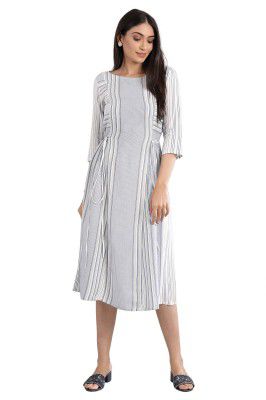 Aurelia Women's Rayon Blue Round Neck Yarn-Dyed Dress Knee-Length