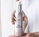 Bare Minimum | Oil Free Face Moisturizer| With SPF & pH-Balanced Formula | With Shea Butter, Macadamia Nut oil , Ferulic Acid ,Grape Extract | Chemical Free Face Moisturizer | For All Skin Types | 120...