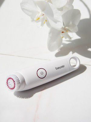beurer Battery Powered Face Cleansing Facial Brush FC 45