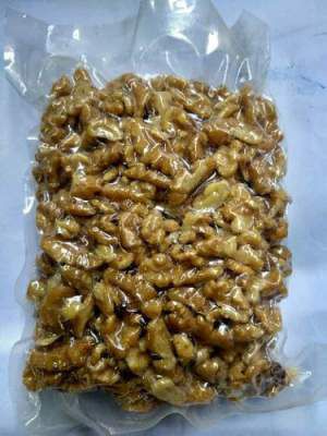 BLACKJACK AKHROT Giri 1 KG Quarter Walnut KERNELS VACCUM Packed