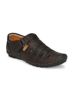 Bucik Men's Brown Synthetic Leather Slip-On Casual Sandal