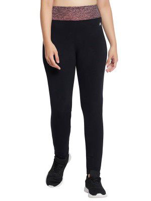 Clovia Women's High Rise Active Tights with Side Pocket - Black