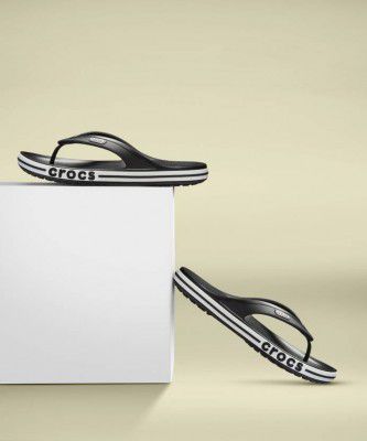 CROCS Bayaband Men Flip Flops (Black, White , 7)