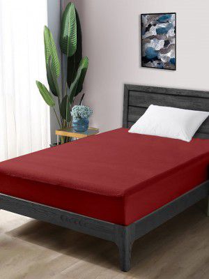 Divine CasaMaroon Solid Single 210 GSM Water Resistant Mattress Protector