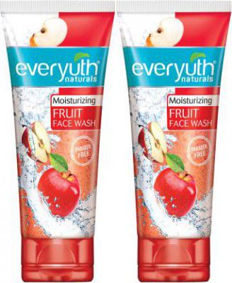 Everyuth Naturals Moisturizing Fruit Face Wash (300 g)