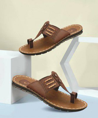 FLITE Men Sandal  (Brown )