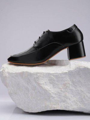 her by invictus  Women Black Heels Sandal