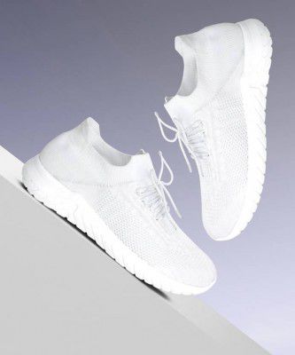 HIGHLANDER  Sneakers For Men  (White , 9)