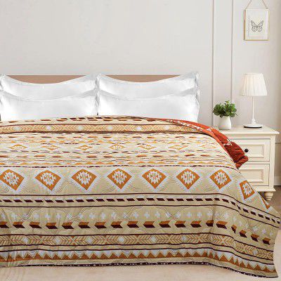 HOMEKART Ultrasonic 280tc All Season Supersoft King Size bedcover/Rajaai Quilted Bedspread Ac Blanket 220 x 230 Cm, Beige & White