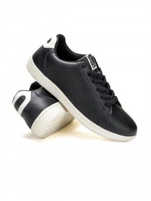 hummel Classic Pinnacle Casual Sneaker for Women Lightweight Breathable with Enhanced Comfort 