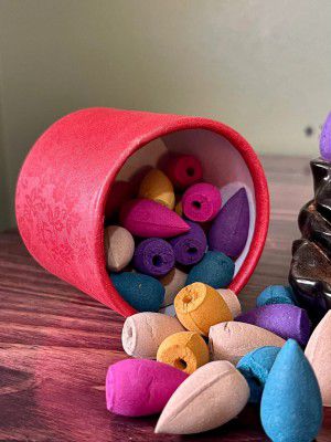 JIYANSH Creation Beautiful Fountain Cones Dhoop Agarbattis Back Flow Cones Waterfall Smoke Incense for Pooja and Meditation Flavor Scented Back Flow Smoke Cone for Fragrance (300 Cones)