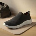 Kraasa CLOUDEASE Men’s Lightweight Knit Sneakers with Memory Insole (Sizes 6-10, Multiple Colors)...