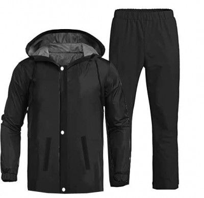 La' exclusivite Attractive Raincoat for men