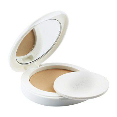 LAKMÉ Ultimate Glam Matte Compact -  8gm, Skin Lightening For Oily Skin Compact Powder With Vitamin B3 (Ivory)