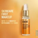 Lakme Makeup+Skincare VitC Superglow Skin Perfecting Makeup Fixer 60ml...