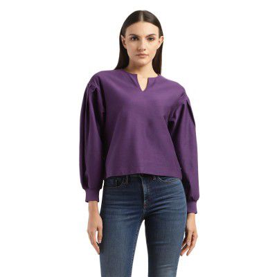 Levi's Women's Regular Fit Solid T-Shirt
