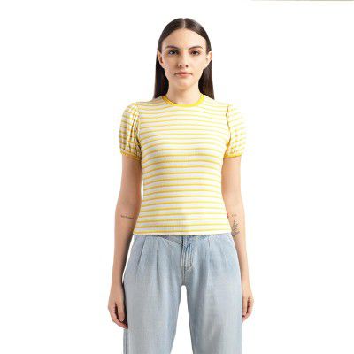 Levi's Women's Regular Fit T-Shirt