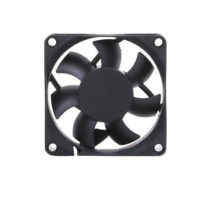 MAA-KU DC7025-12v Small Axial Case Cooling Fan. SIZE(7x7x2.5cm), SUPPLY VOLTAGE : 12VDC