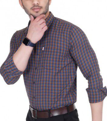 Marc Laurent Men Regular Fit Checkered Spread Collar Casual Shirt