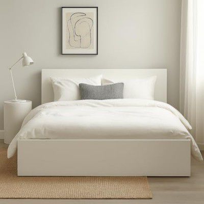 MATTERHORN Engineered Wood Bed Queen Size