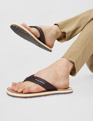 Men's logo print flip-flop slippers