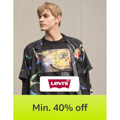 Men's T-shirts available from Levis @ minimum 40% off