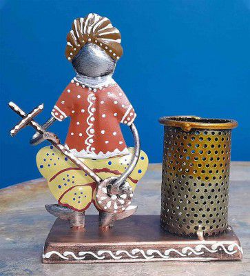 Musician Metal Pen Stand