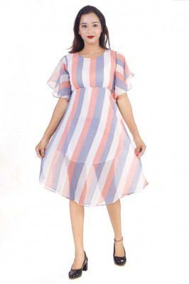 N BAHUBALI  Women Striped Georgette Straight Kurta  (White, Pink, Grey)