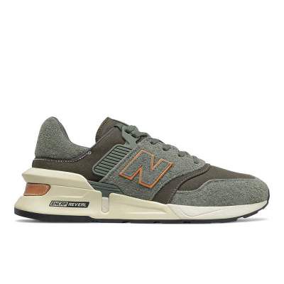 new balance Men's 997 Sport Green Running Shoe (MS997LOF)
