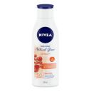 NIVEA Body Lotion Natural Glow, Cell Repair, SPF 15 & 50x Vitamin C 200 ml...