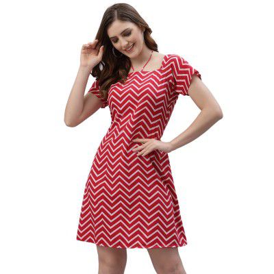 OOMPH! Mini/Short A-line Dress in Crepe Fabric with U - Neck and Short Sleeve