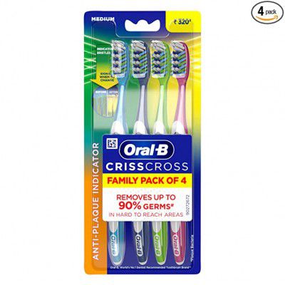 Oral B Criss Cross - Family pack of 4 toothbrushes – Medium