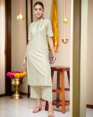 Pannkh Women Kurtas & Kurtis