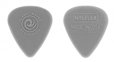 Planet Waves 1NFX4-100 Nylflex Medium Guitar Picks (Pack of 25)