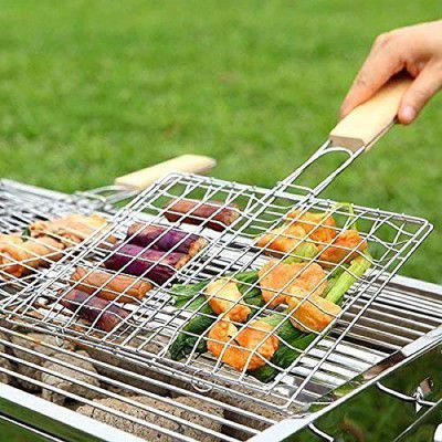 Portable Barbecue,BBQ Grill,Barbeque Sticks,BBQ Stand,Barbecue Grids,Barbeque Grill,Net Basket Roast Grilling Tray Chromium Plated with Wooden Handle for Fish, Meat, Vegetable, Steak, {Small Size}