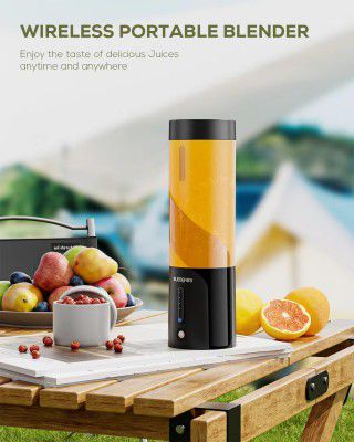 Blenlabs Portable Blender, 4000mAh Rechargeable Small Juicer, 150 Watt Motor (Black)